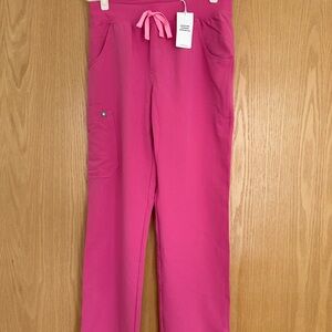 NWT Figs F*ing Pink Kade Cargo Scrub Pants